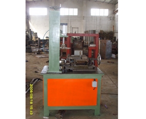 消（xiāo）聲器封蓋機